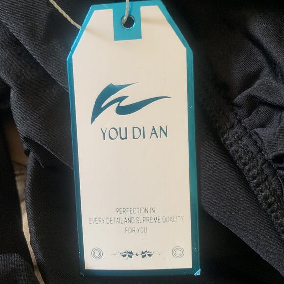 NWT YOU DI AN WOMENS BLACK PADDED CRISS-CROSS BACK ONE PIECE RUCHED SWIMSUIT 2XL - Picture 5 of 6